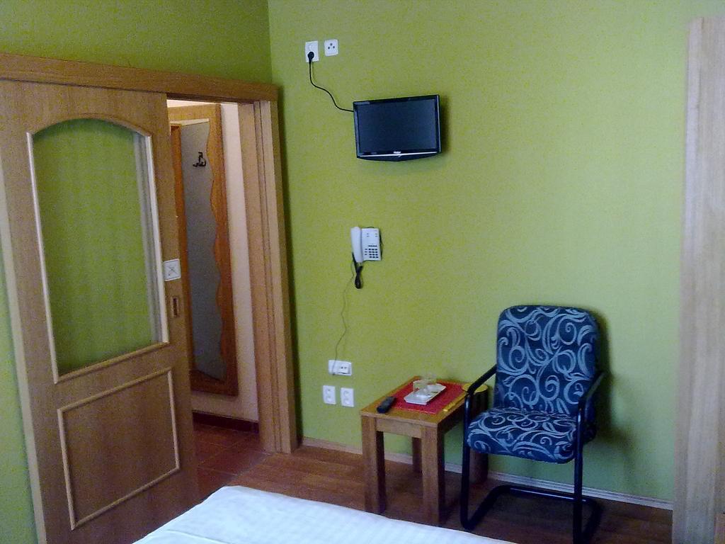 Pension Duel Usti nad Labem Exterior photo